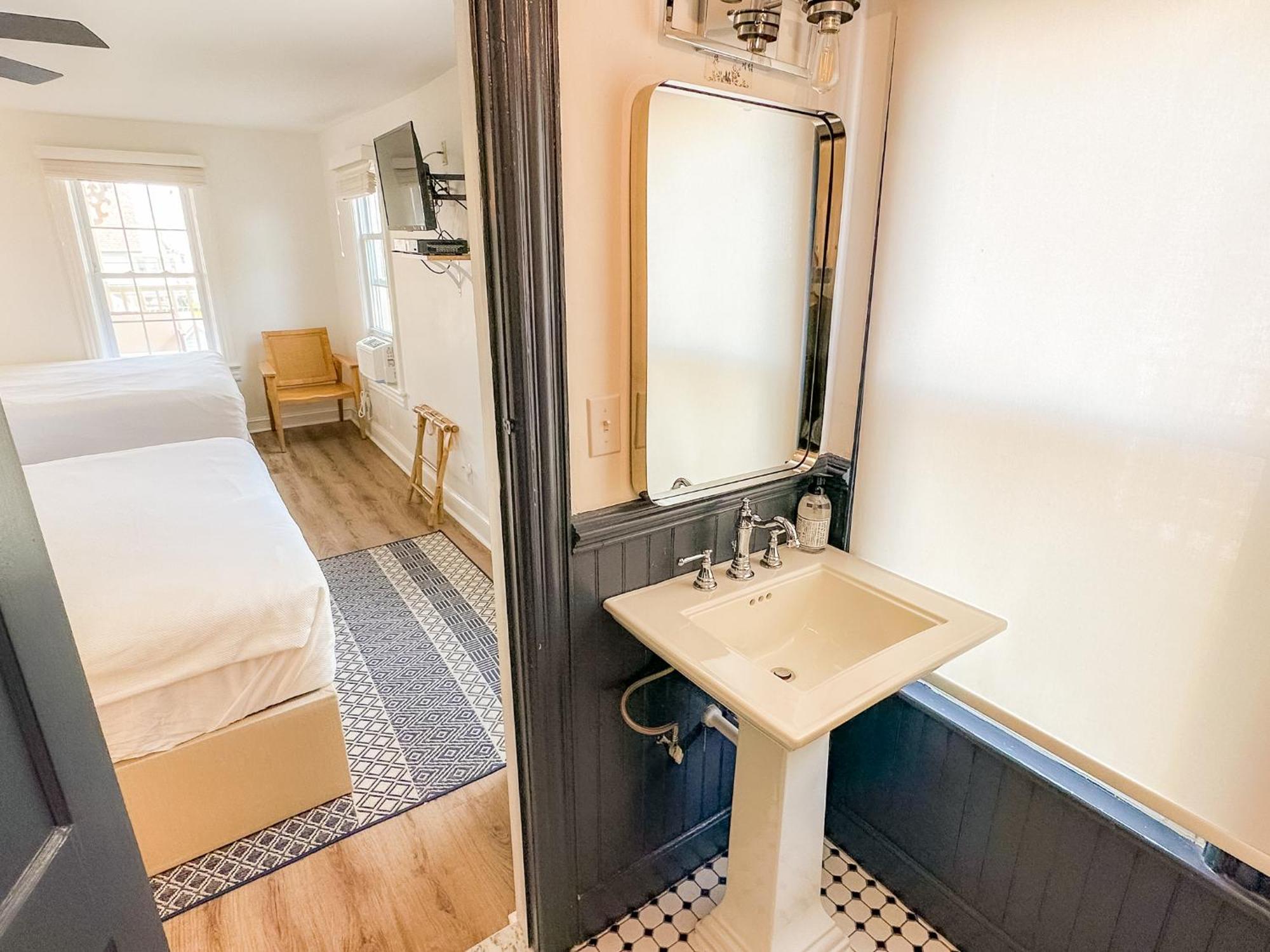 Hotel Beachliner 2*
